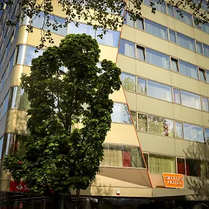 Simm's - Cityhotel Next To Metro U3 **** Vídeň